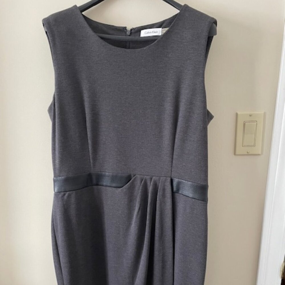 Calvin Klein Charcoal Gray Sleeveless Sheath Dress
